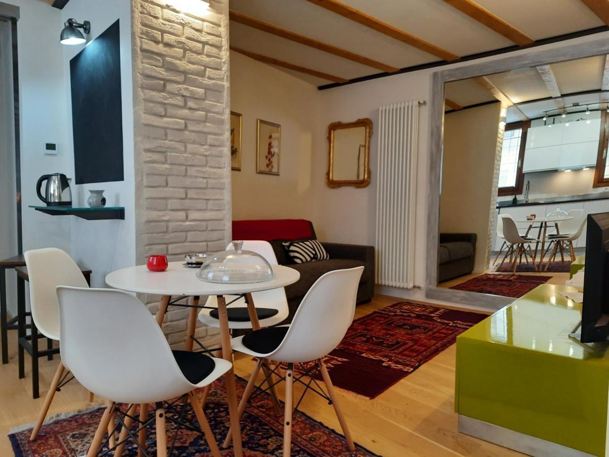 Mini Contra' Dei Servi - Vicenza Appartement Buitenkant foto