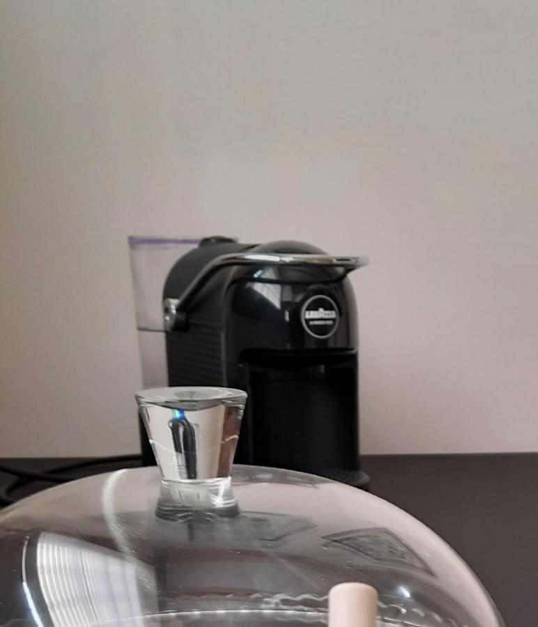 Mini Contra' Dei Servi - Vicenza Appartement Buitenkant foto